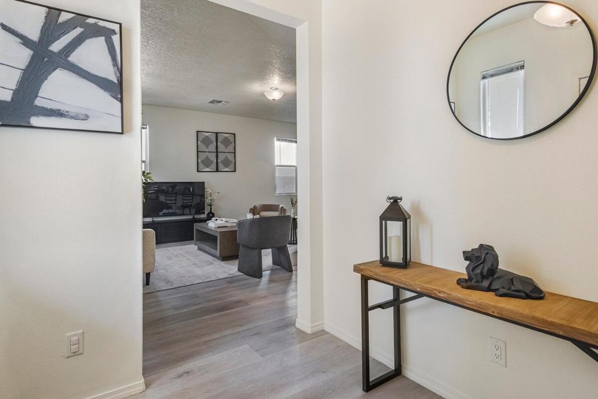 Modern Home 3Br Next To Airport & Netflix Albuquerque Exteriör bild