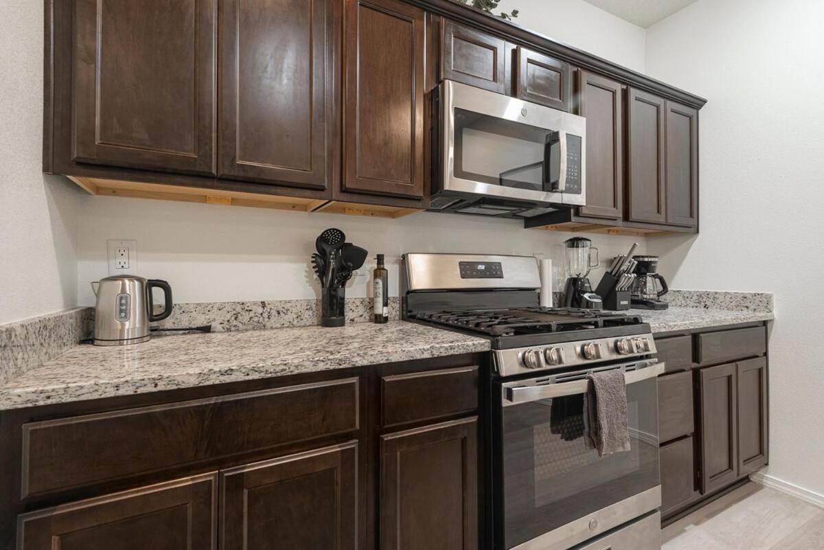 Modern Home 3Br Next To Airport & Netflix Albuquerque Exteriör bild