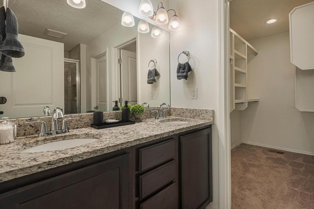 Modern Home 3Br Next To Airport & Netflix Albuquerque Exteriör bild