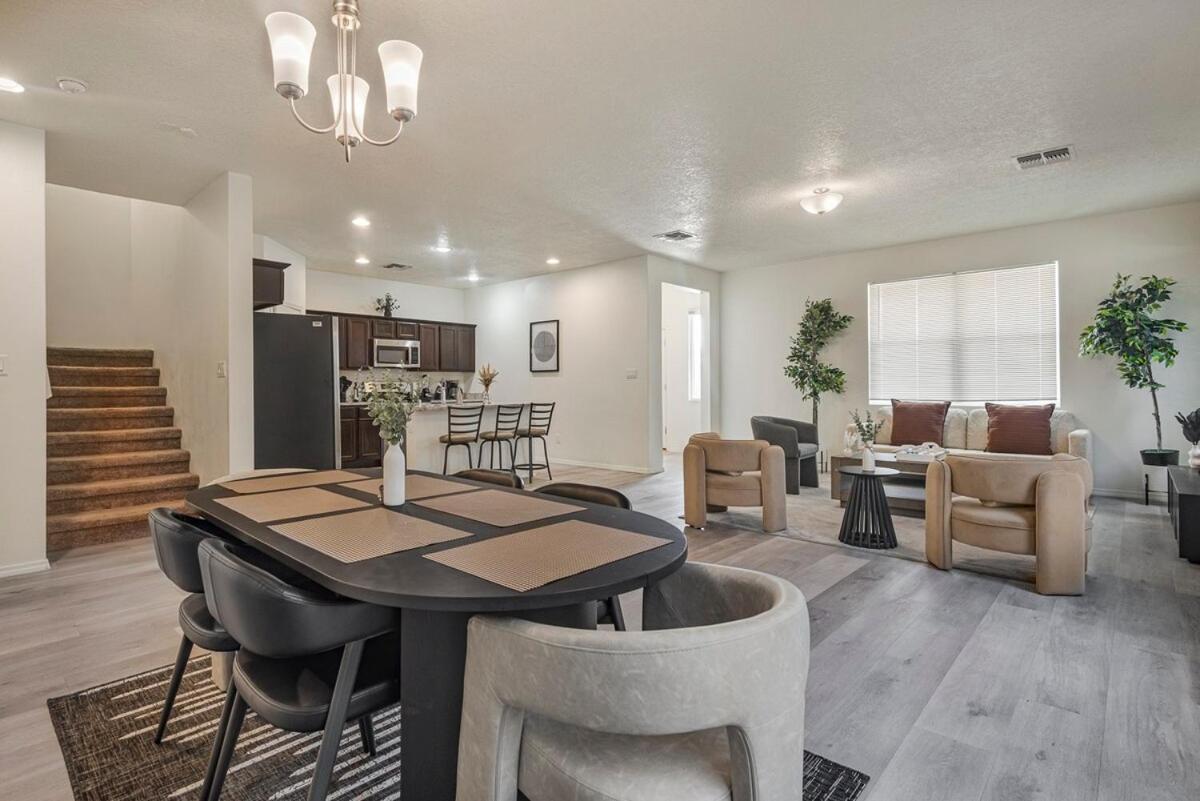 Modern Home 3Br Next To Airport & Netflix Albuquerque Exteriör bild